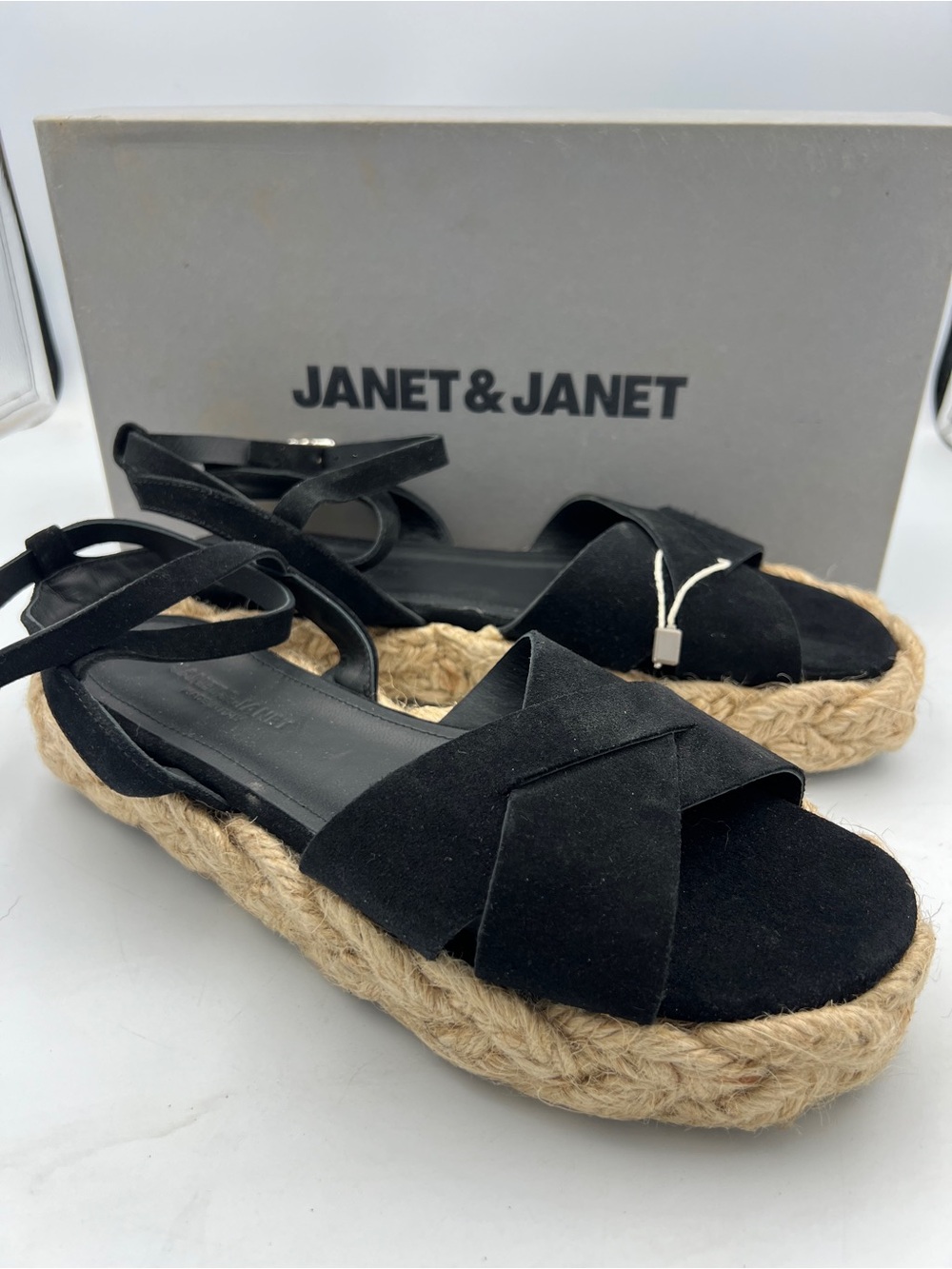 Janet&Janet Made in Italy Cassandra Black Suede Strappy Sandals Women’s EU39 NWB
